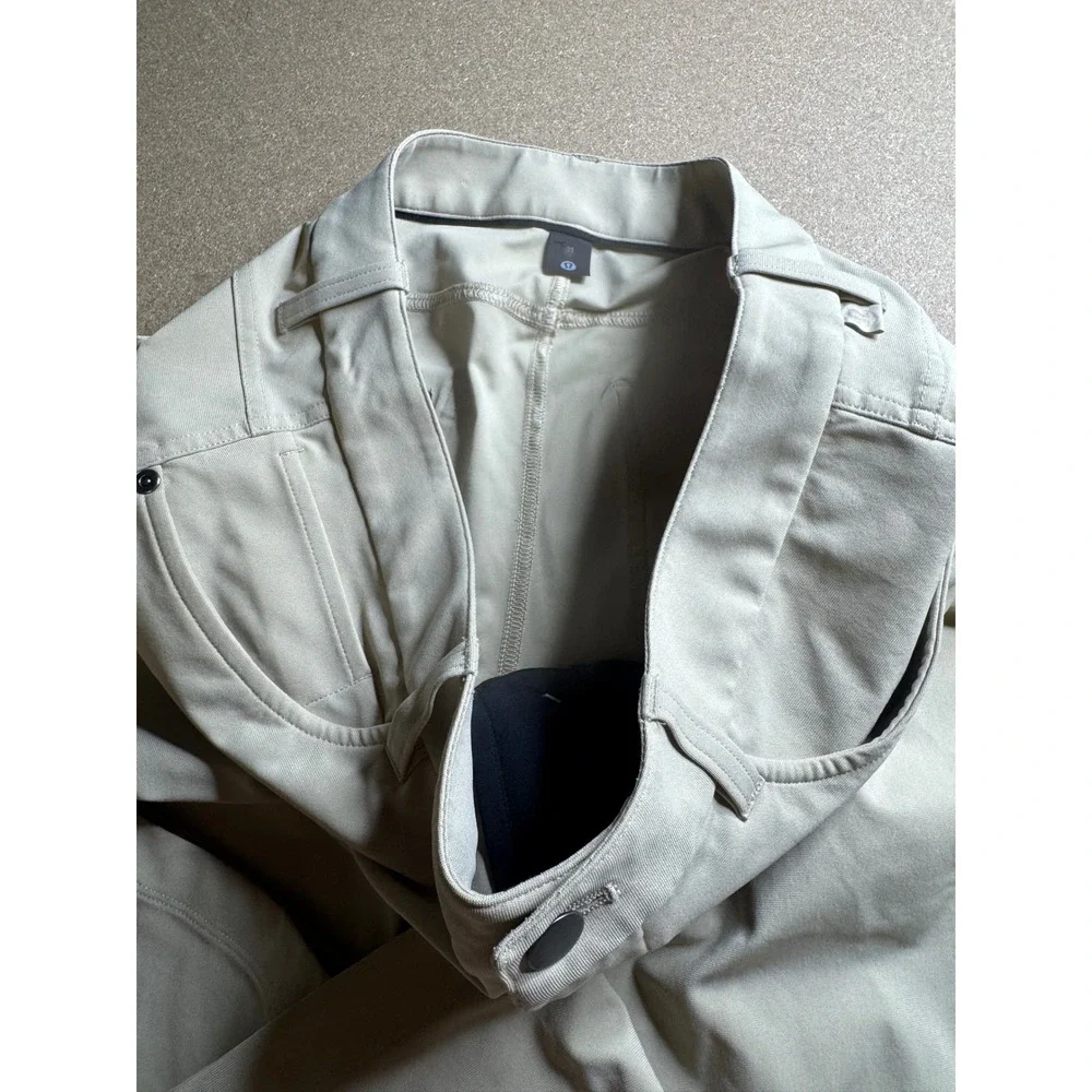 Lululemon ABC Slim Fit Pant Warpstreme Khaki Beige Mens 31 LM5AORS